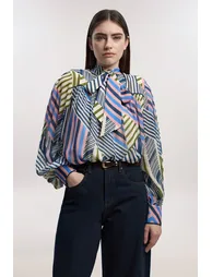 Geo Printed Viscose Georgette Printed Pussybow Woven Blouse