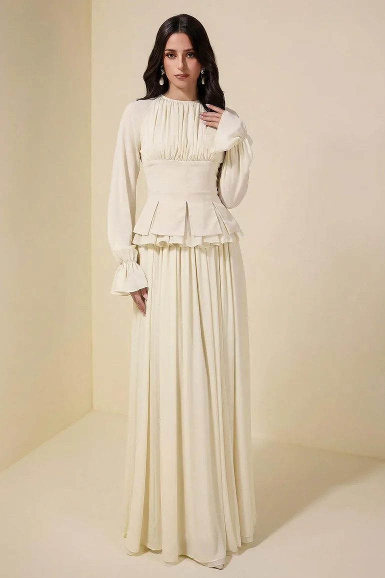 فستان جاردان فو بلون كريمي بأكمام طويلة