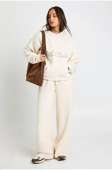 Ath Club Towelling Applique Straight Leg Jogger - cream