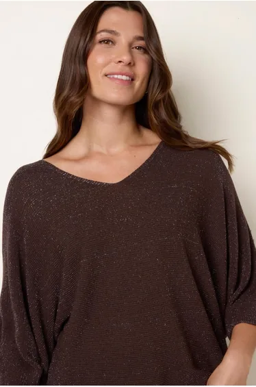 سترة بلو فانيلا بني محبوك بأكمام طويلة