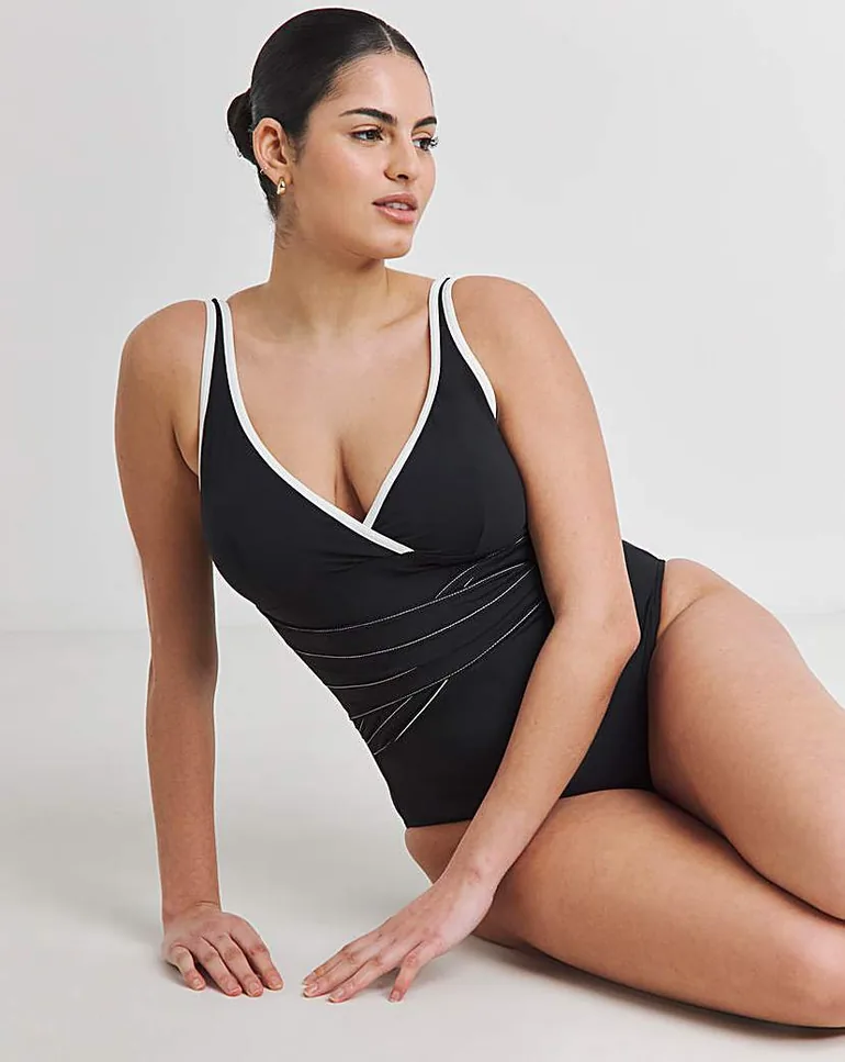 MAGISCULPT Flatter Me Swimsuit - 2
