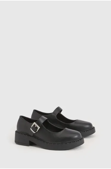 حذاء لوفر بوهو باللون الأسود