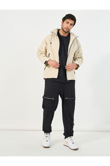 Solid Windbreaker Hooded Jacket with Zip Detail