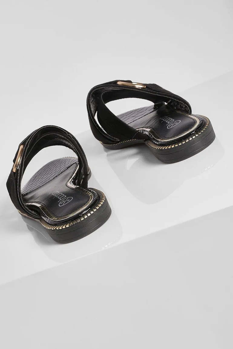 Wide Fit Buckle Detail Mule - black - 3