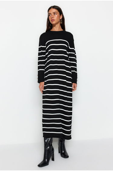 Dress - Black - Shift