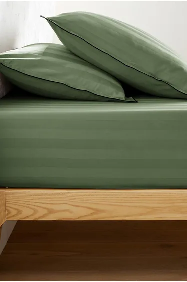 شرشف سرير بحواف مطاطية قطن مغسول مخطط