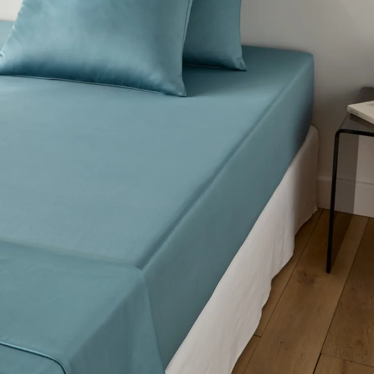 شرشف سرير بحواف مطاطية قطن ساتين بإرتفاع 30سم - 2