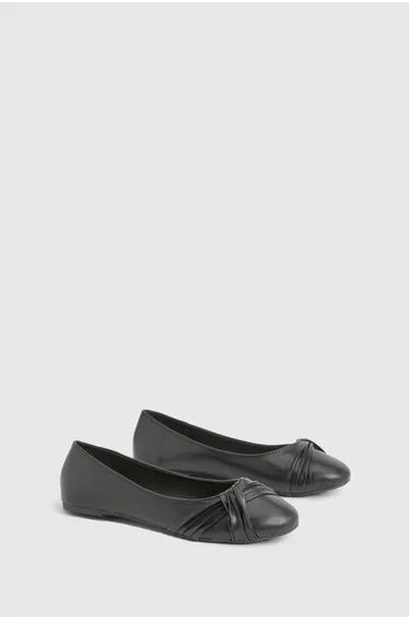 Twist Detail Ballet Pumps - black