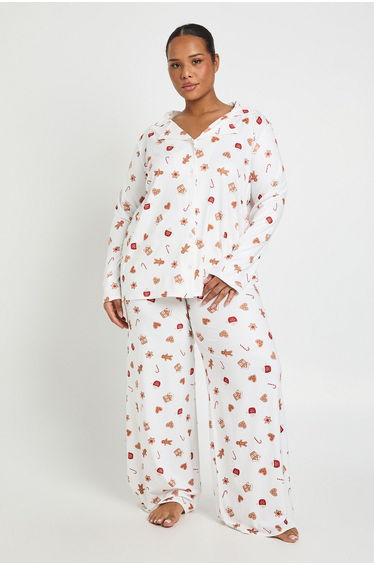 Plus Gingerbread Man Print Long Sleeve Shirt And Trousers Pyjama Set - white