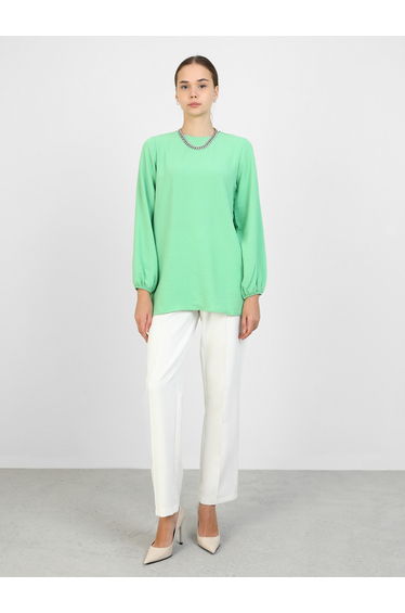 Green Solid Round Neck Longline Blouse