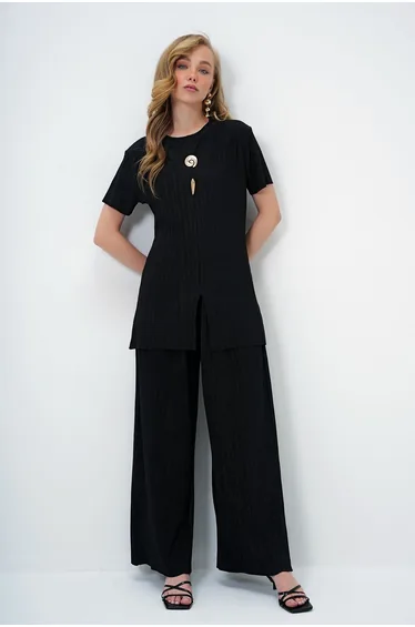 Women's Black Crew Neck Gold Button Detail Slit Pleated Blouse and Pants Set