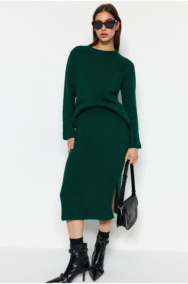 Two-Piece Set - Green - Fitted