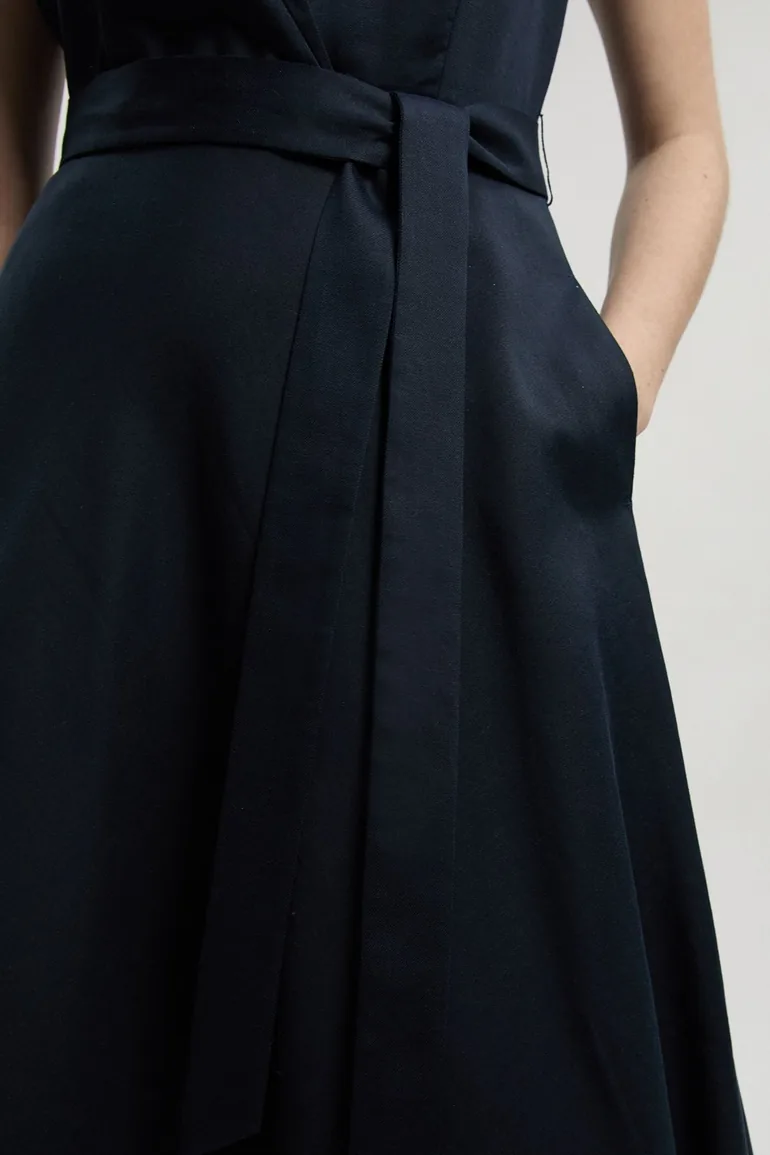 فستان ماكسي كتان بربطة خصر بتصميم لف - 2