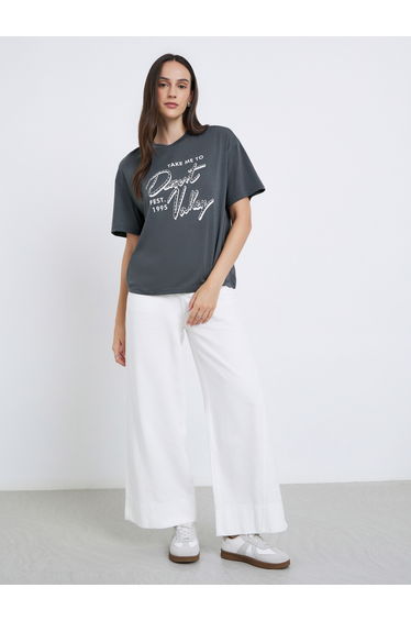 Women Charcoal Graphic Print Oversized T-Shirt