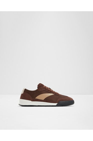 Clubmtl / Sneakers