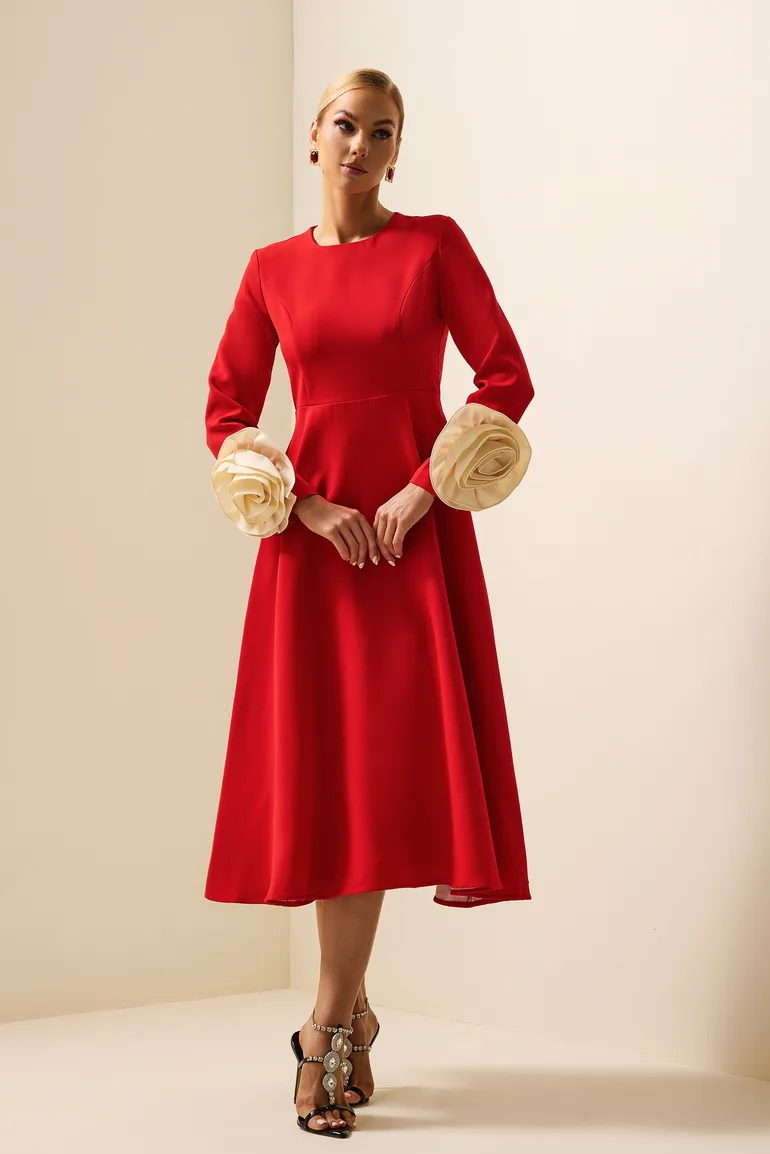 Dominique 3D Flower Midi Dress in Red JardinVue Red : Party Dresses :  VogaCloset Oman