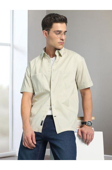 Men Relaxed Fit Solid Cotton Casual Shirt