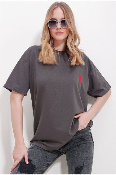 Women's Anthracite Crew Neck Heart A Embroidered Two Thread Oversize T-Shirt