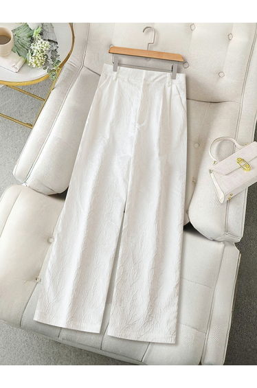 Women Textured Wide Leg Pants
