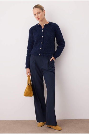 Navy Blue Beard/Soft Yarn Knitwear Cardigan