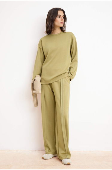 Khaki Oversized Silky Interlock Plain Knitted