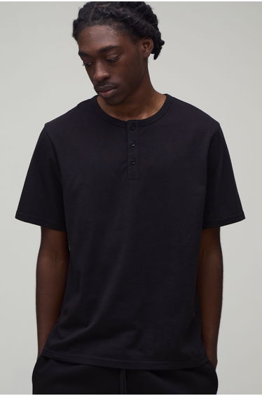 Basic Regular Fit Henley T-Shirt - black