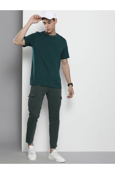 Men Slim Fit Solid Cargo