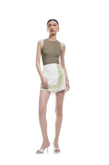 تنورة كوتون قصيرة خضراء بقصة مستقيمة مطرزة