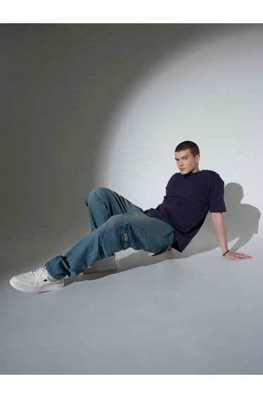 Mid Rise Regular Fit Faded Jeans with Cargo Pockets