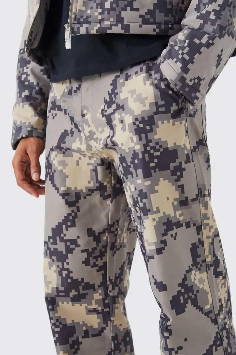 Relaxed Pixelated Camo Trouser - stone - 2