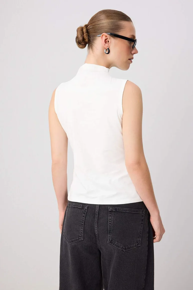 Ecru Plain Regular High Neck Sleeveless Snap Detailed Cotton Stretch Knitted T-Shirt - 3
