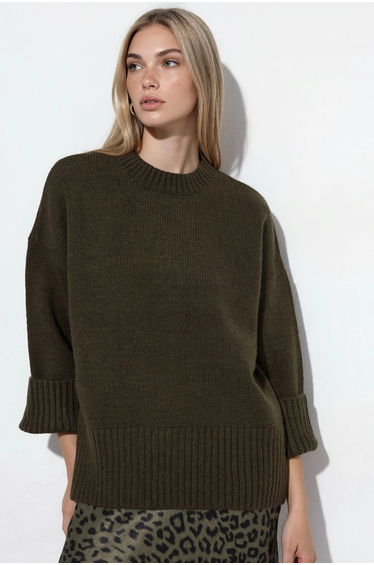 VIORNA Plain Crew Neck Sweatshirt