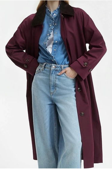 Long Mid-Season Trench Coat with Button Fastening