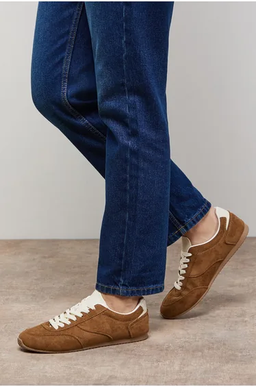 حذاء رياضة شمواة صناعي برباط