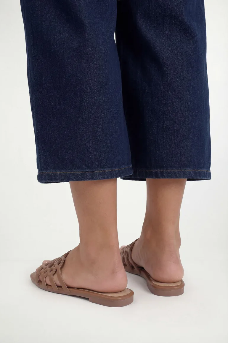 شبشب دوروثي بيركينز باللون البني - 1