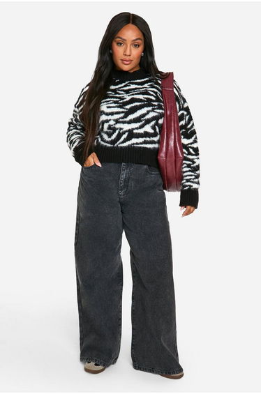 Plus Brushed Zebra Cropped Jumper - black