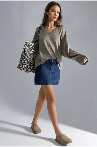 BUSEM V-Neck Long Sleeve Blouse