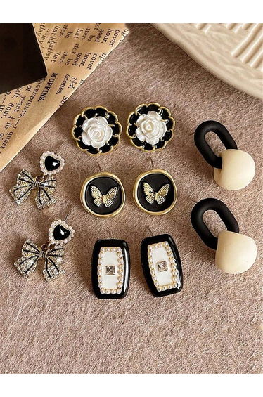 Set of 5 - Assorted Embellished Earrings