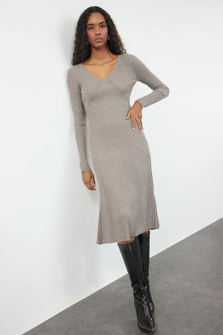 Shop Beige Midi Knitwear Dress with Frilled Hem Online in Bahrain Shop Beige Midi Knitwear Dress with Frilled Hem Online in Bahrain