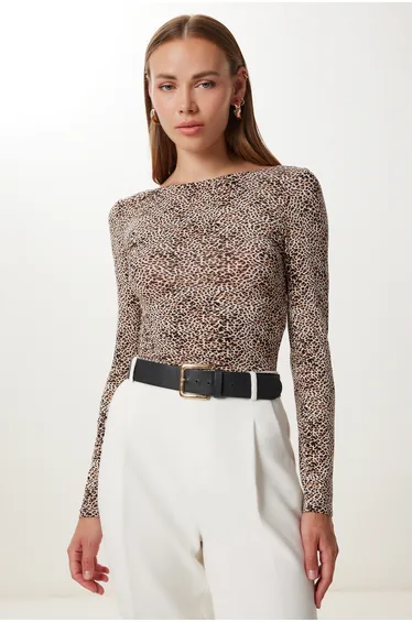 Women's Black Beige Leopard Print Crop Viscose Blouse