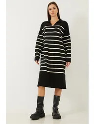 Women's V-Neck Striped Knitwear Dress with Side Slits - 2