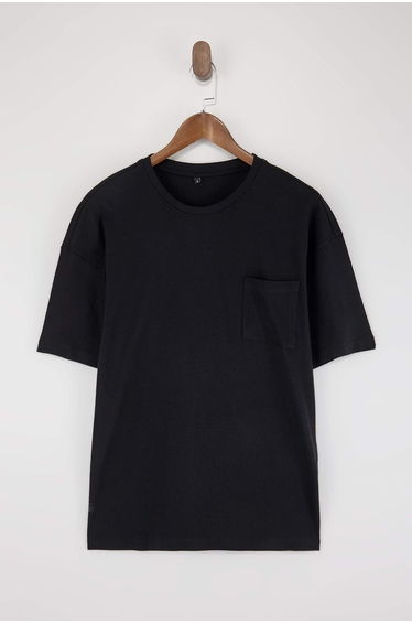 Black Oversized /Wide 100% Cotton Crew Neck Pocket T-Shirt