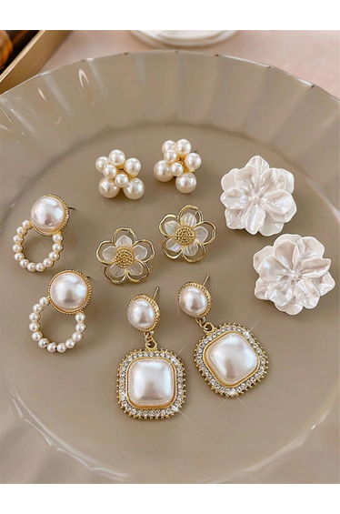 Set of 5 - Assorted Embellished Earrings