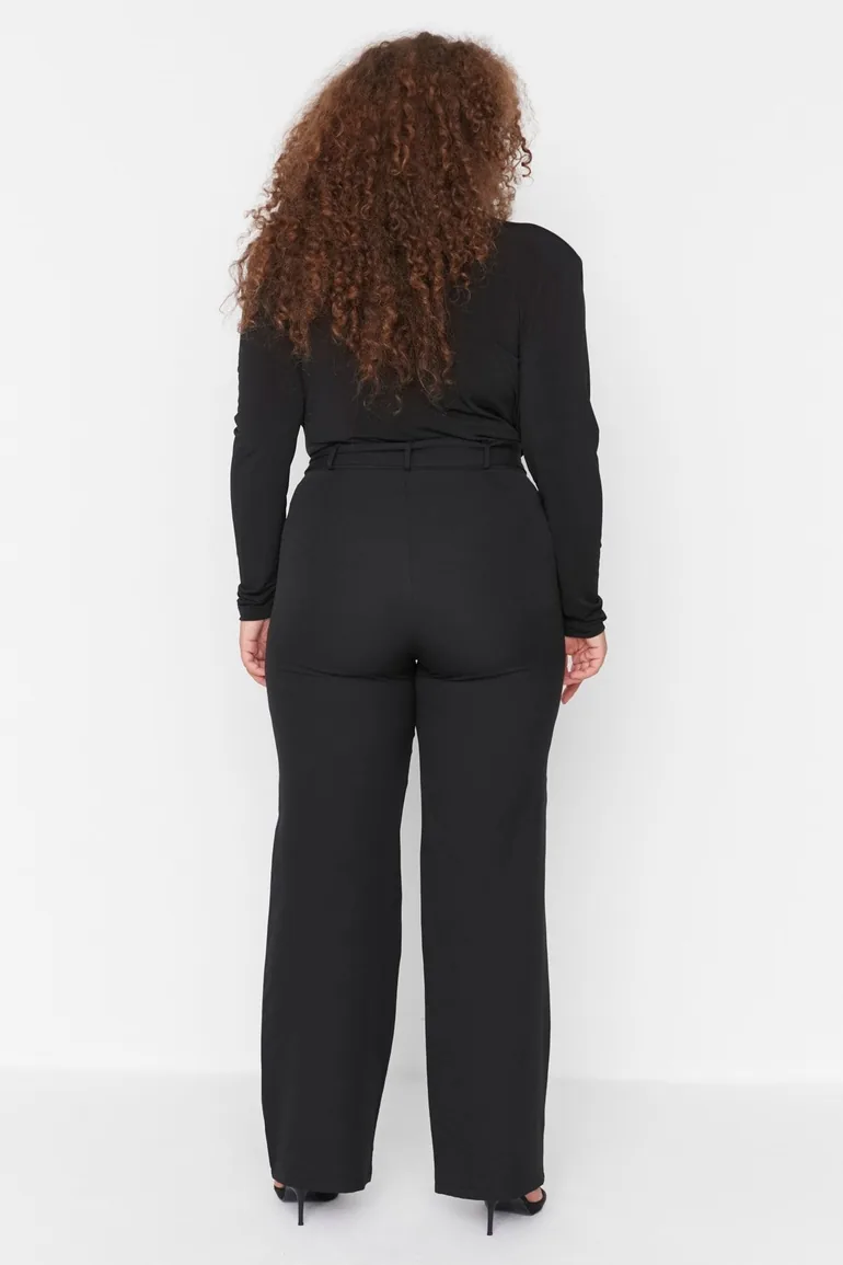 Plus Size Pants - Black - Wide leg - 3