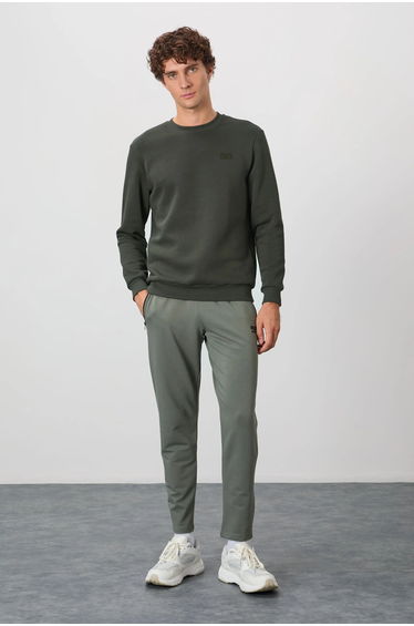 TOMMY Men's Regular Fit Crew Neck Sweatshirt