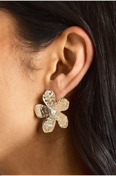 Pearl Detail Oversized Flower Earrings - gold