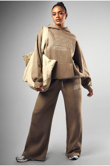 Dsgn Collegiate Embroidered Straight Leg Jogger