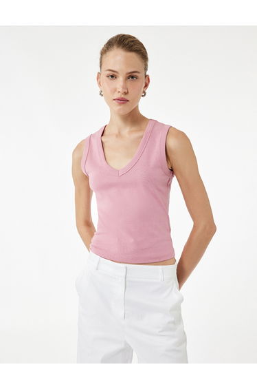 Sleeveless Top