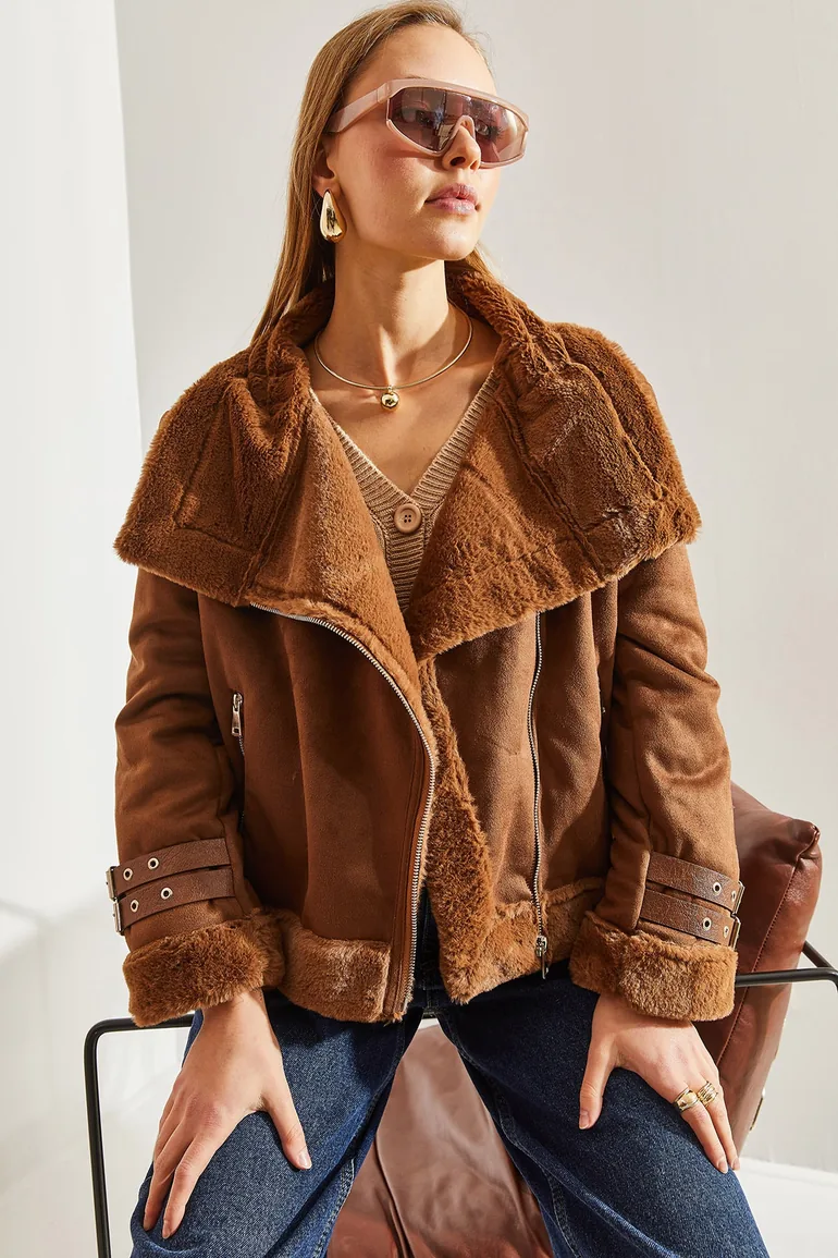 Women's Buckled Suede Coat - 7