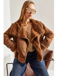 Women's Buckled Suede Coat - 5